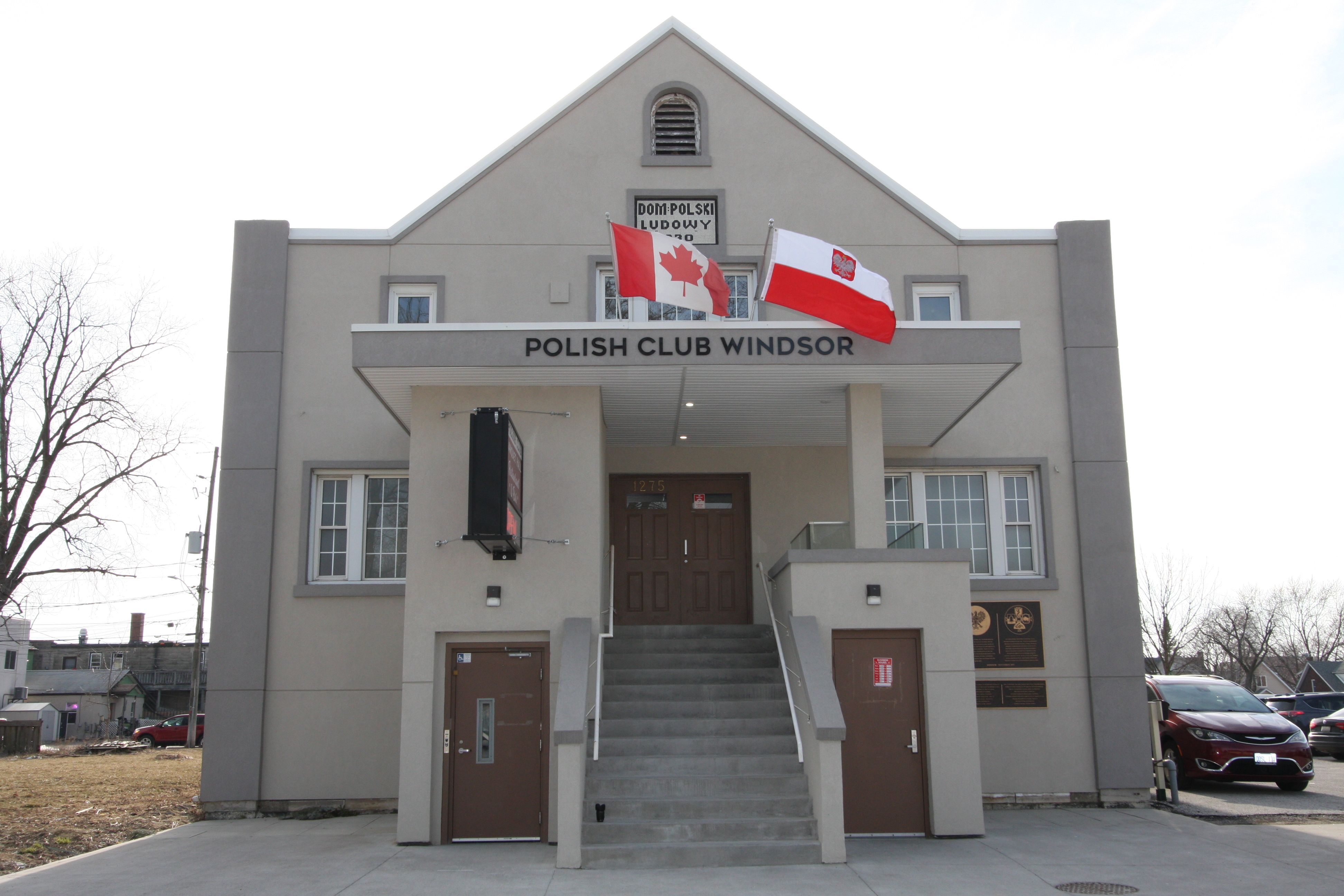 The first Polish Club